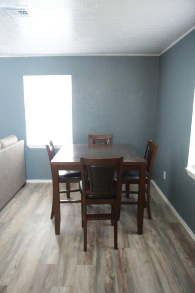 1 Bedroom With A Fireplace Close To Base Лоутън Екстериор снимка